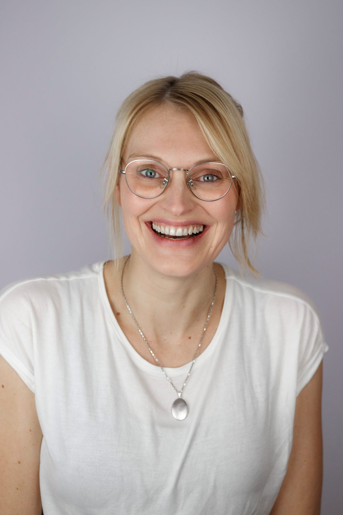 Lisa Kurzenberger lacht herzlich